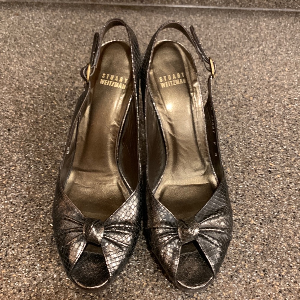 Stuart Weitzman metallic snakeskin sling back pumps 9M